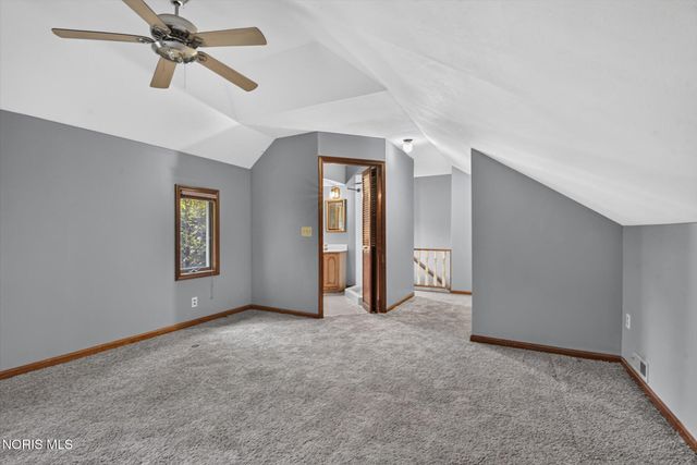 1153 Woodville Road, Toledo, OH 43605