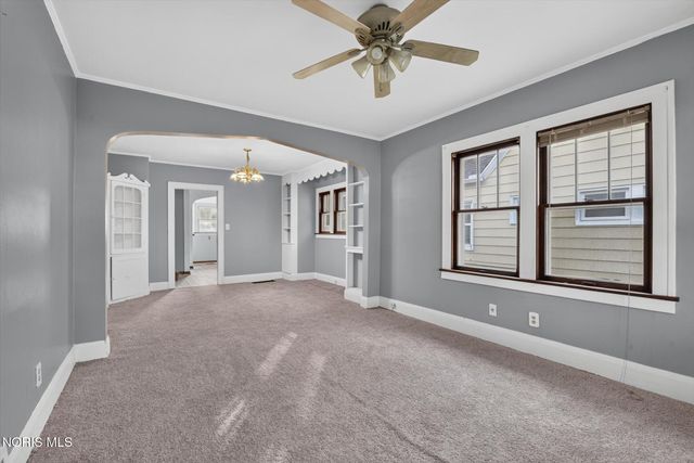 1153 Woodville Road, Toledo, OH 43605