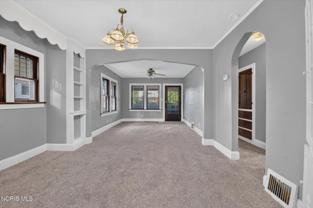 1153 Woodville Road, Toledo, OH 43605