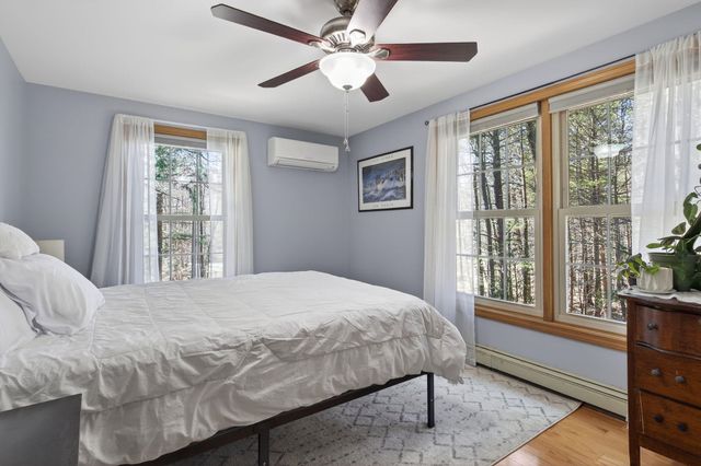 21 Spruce Lane, Dover, NH 03820