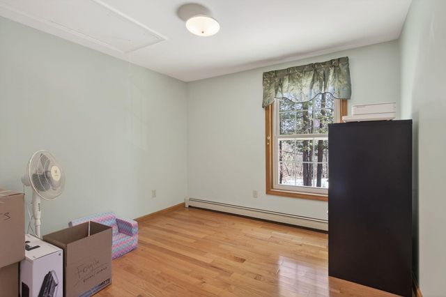 21 Spruce Lane, Dover, NH 03820