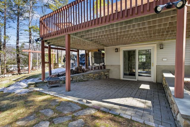 21 Spruce Lane, Dover, NH 03820