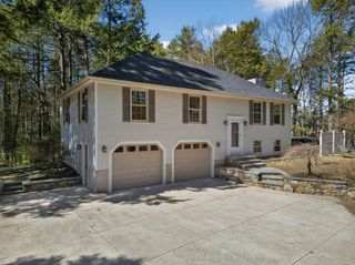 21 Spruce Lane, Dover, NH 03820