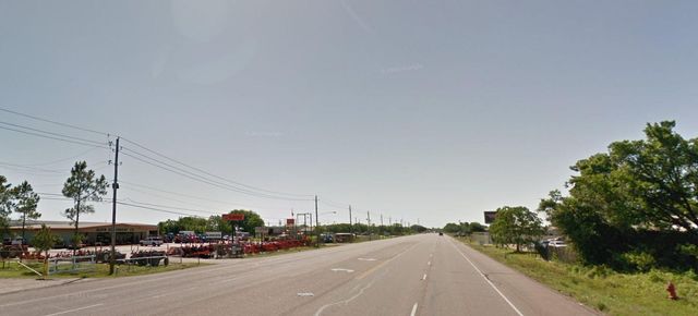 3150 Tx-6, Alvin, TX 77511