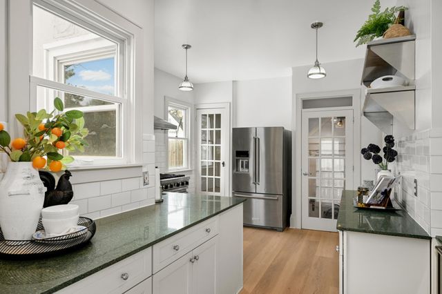 2418 Pillsbury Avenue S, Minneapolis, MN 55404