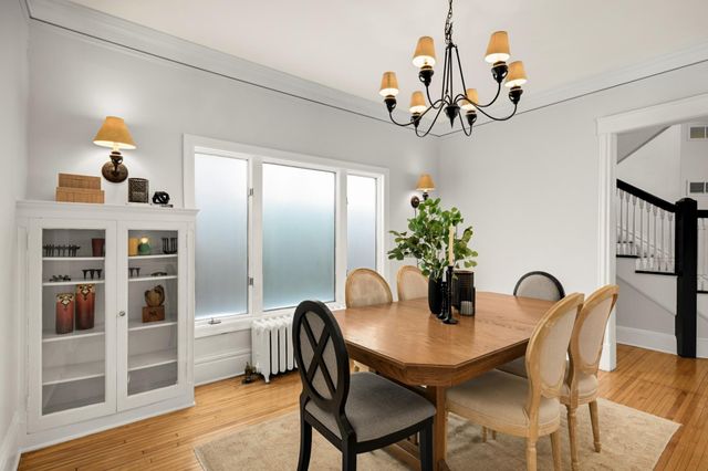 2418 Pillsbury Avenue S, Minneapolis, MN 55404