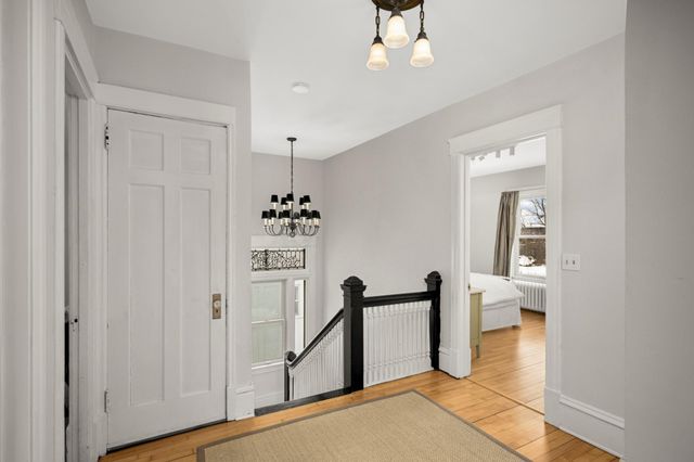 2418 Pillsbury Avenue S, Minneapolis, MN 55404