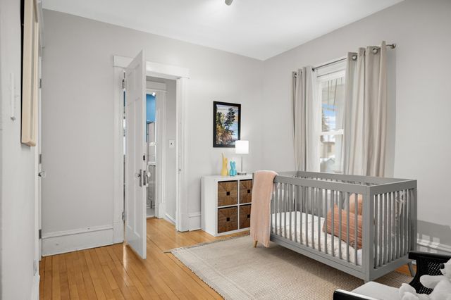 2418 Pillsbury Avenue S, Minneapolis, MN 55404