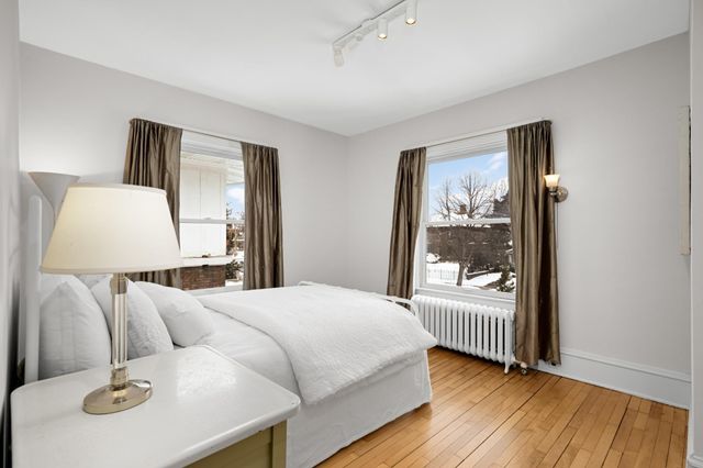 2418 Pillsbury Avenue S, Minneapolis, MN 55404