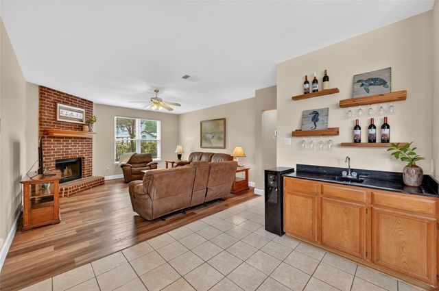 757 Summit Run, Lewisville, TX 75077