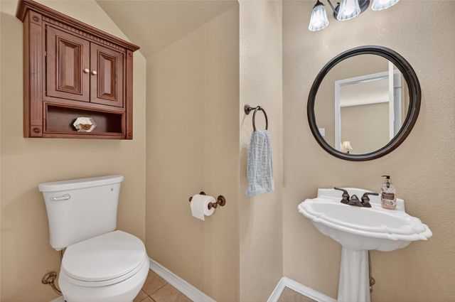 757 Summit Run, Lewisville, TX 75077