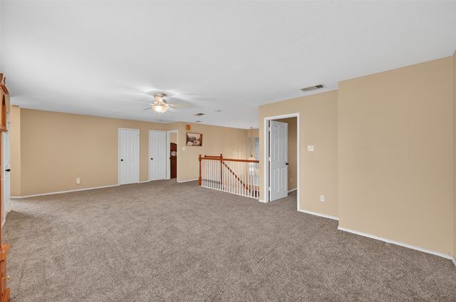 757 Summit Run, Lewisville, TX 75077