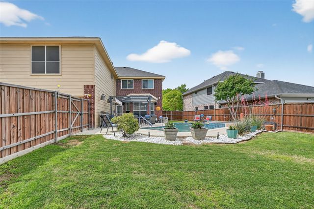 757 Summit Run, Lewisville, TX 75077