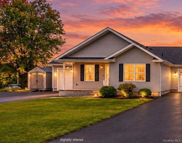 8 Quincy Stowell Court, Saugerties, NY 12477
