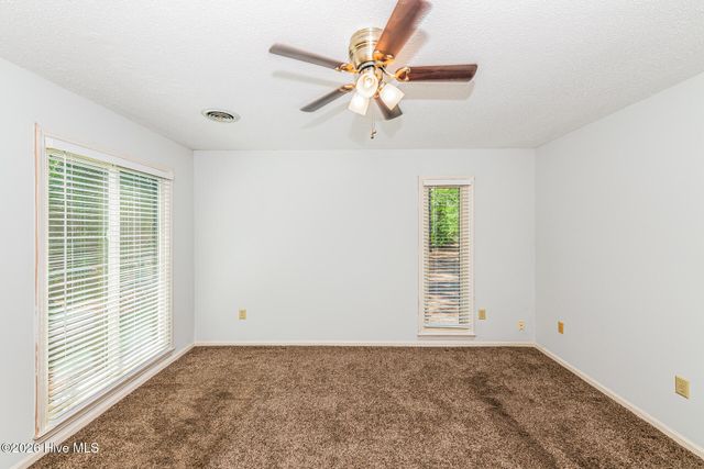 909 Satinwood Court, Southern Pines, NC 28387