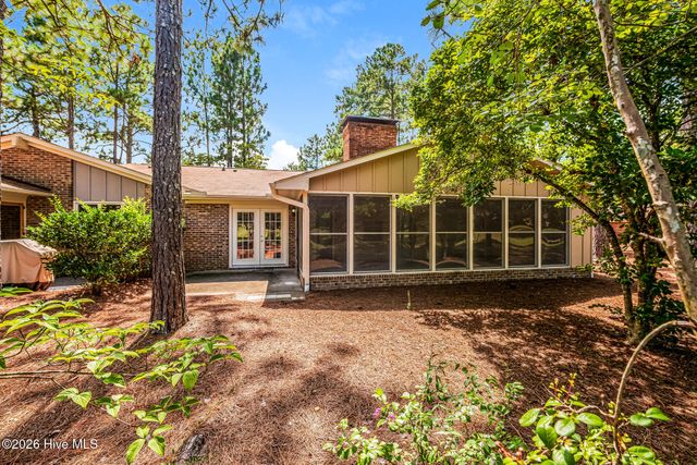909 Satinwood Court, Southern Pines, NC 28387