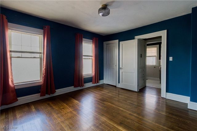 3085 Essex Road, Cleveland Heights, OH 44118