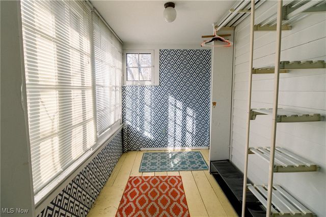 3085 Essex Road, Cleveland Heights, OH 44118