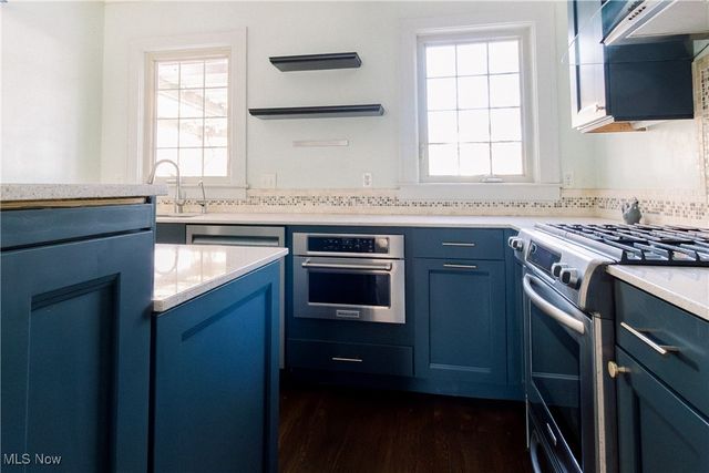 3085 Essex Road, Cleveland Heights, OH 44118