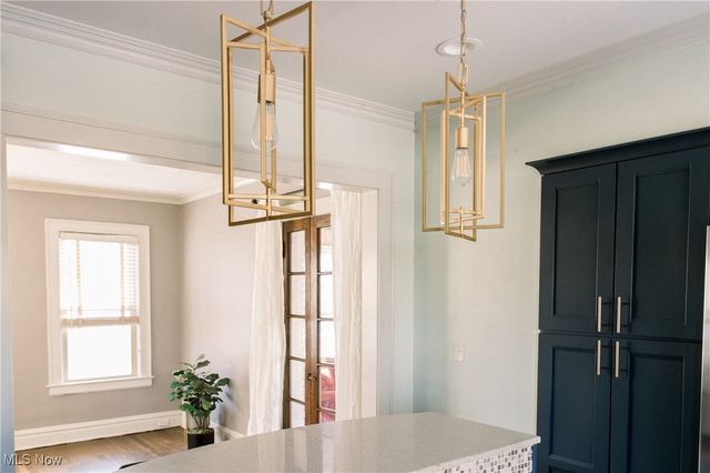 3085 Essex Road, Cleveland Heights, OH 44118