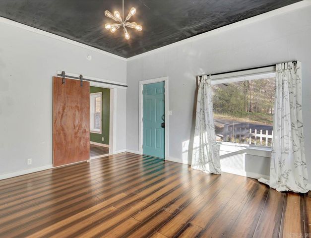 503 Beard St, Hot Springs, AR 71913