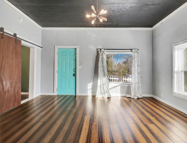 503 Beard St, Hot Springs, AR 71913