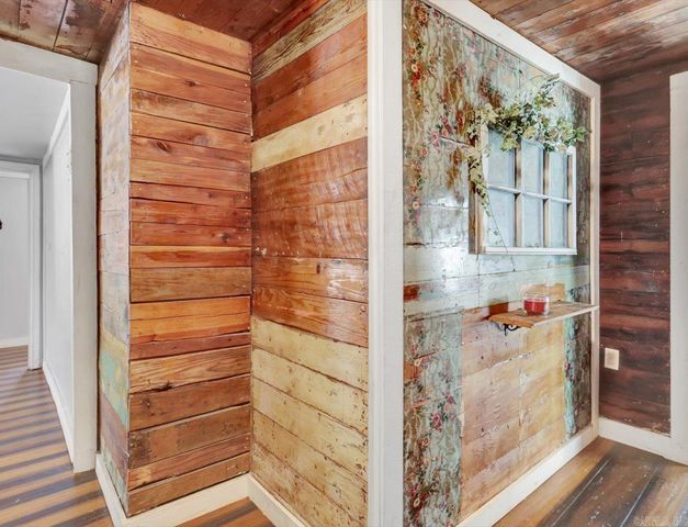 503 Beard St, Hot Springs, AR 71913