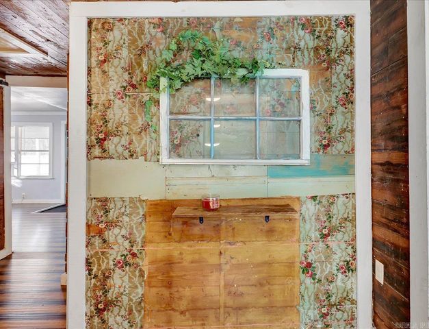 503 Beard St, Hot Springs, AR 71913