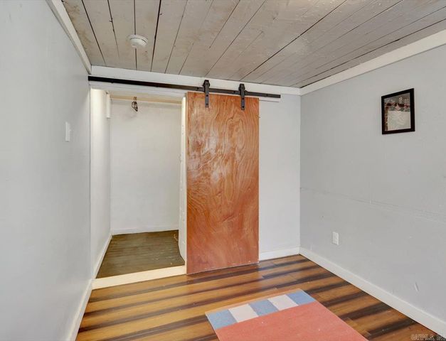 503 Beard St, Hot Springs, AR 71913