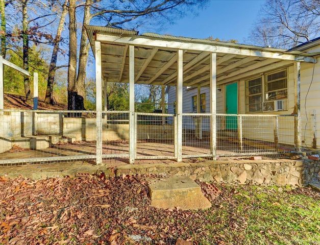 503 Beard St, Hot Springs, AR 71913