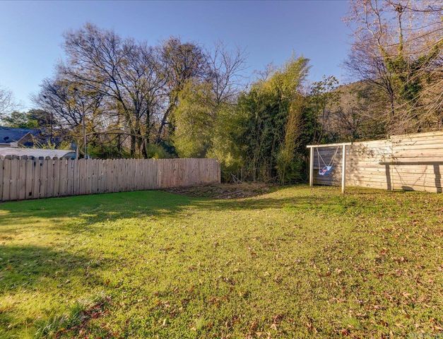 503 Beard St, Hot Springs, AR 71913