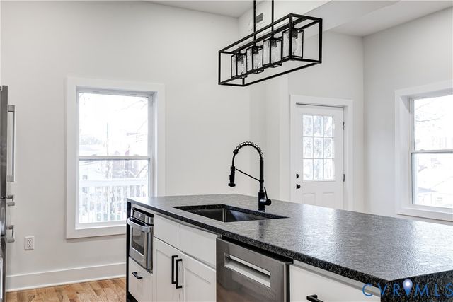 2109 E Marshall St, Richmond, VA 23223