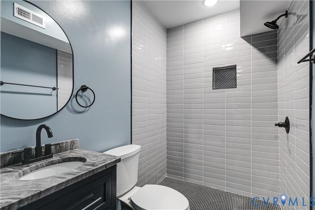 2109 E Marshall St, Richmond, VA 23223