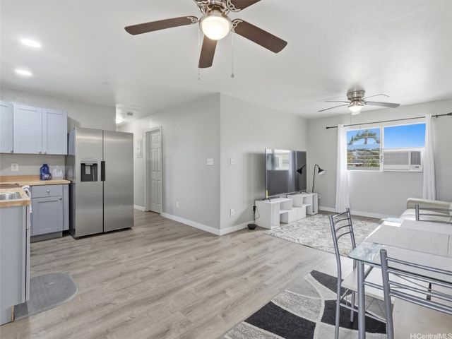 329 Olive Avenue 202, Wahiawa, HI 96786