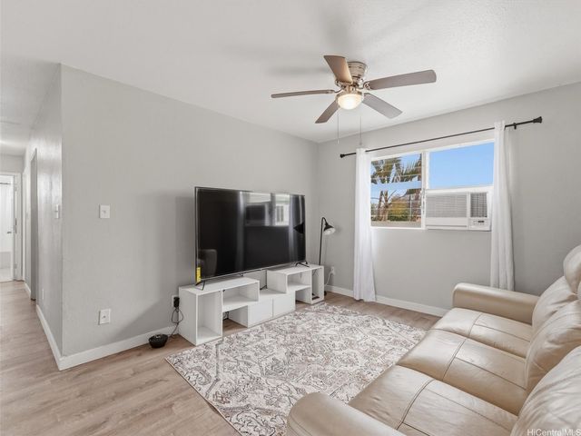 329 Olive Avenue 202, Wahiawa, HI 96786