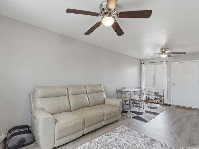 329 Olive Avenue 202, Wahiawa, HI 96786