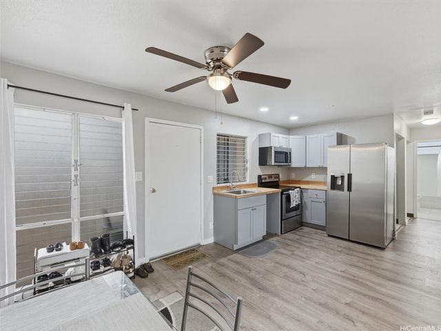 329 Olive Avenue 202, Wahiawa, HI 96786