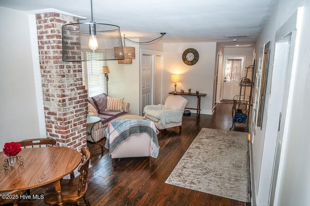 501 S 14th Street, Wilmington, NC 28401