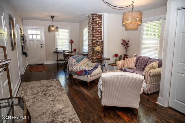 501 S 14th Street, Wilmington, NC 28401