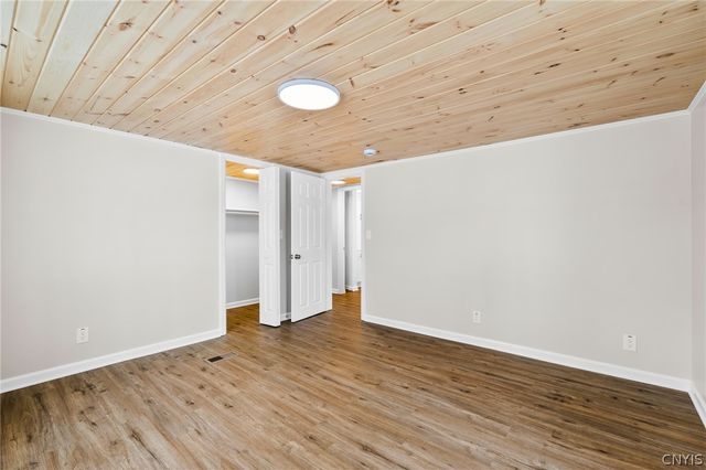 808 Mcclanathan Avenue, Vienna, NY 13308