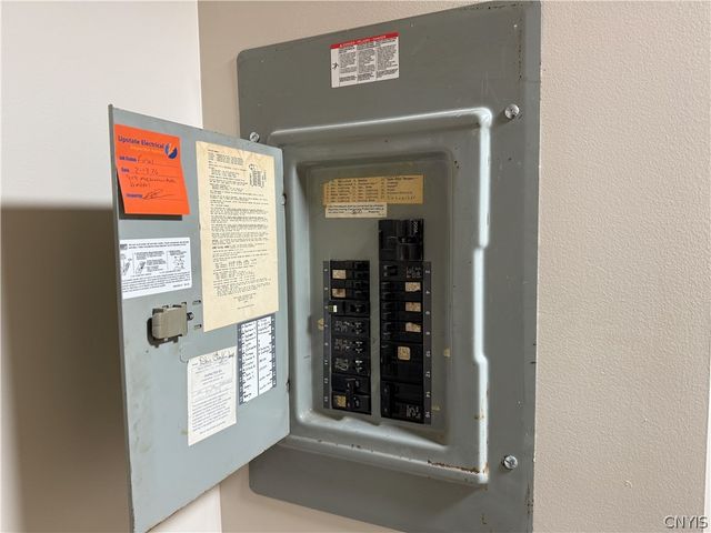 808 Mcclanathan Avenue, Vienna, NY 13308