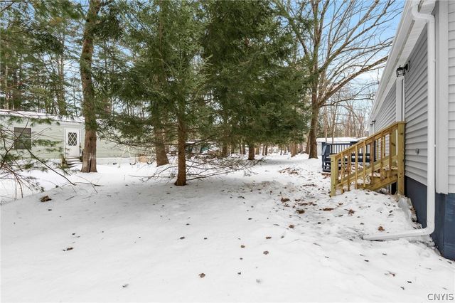 808 Mcclanathan Avenue, Vienna, NY 13308