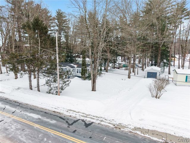 808 Mcclanathan Avenue, Vienna, NY 13308