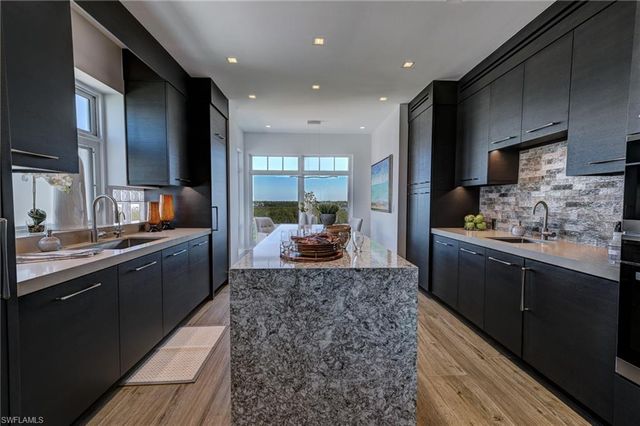 255 Barefoot Beach BLVD PH01, Bonita Springs, FL 34134