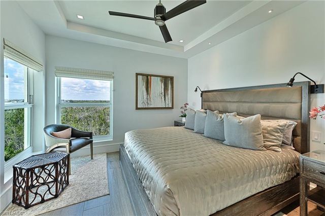255 Barefoot Beach Blvd Ph 1, Bonita Springs, FL 34134