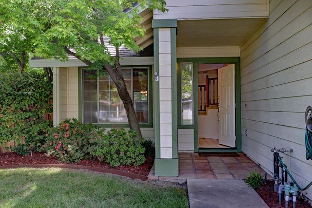 8314 Benjamin Dr, Antelope, CA 95843