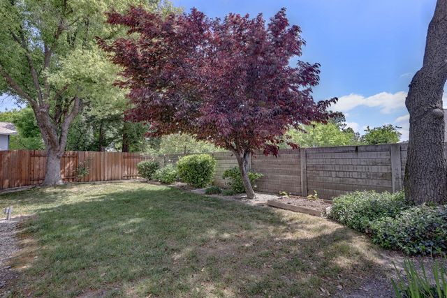 8314 Benjamin Dr, Antelope, CA 95843