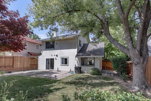8314 Benjamin Dr, Antelope, CA 95843