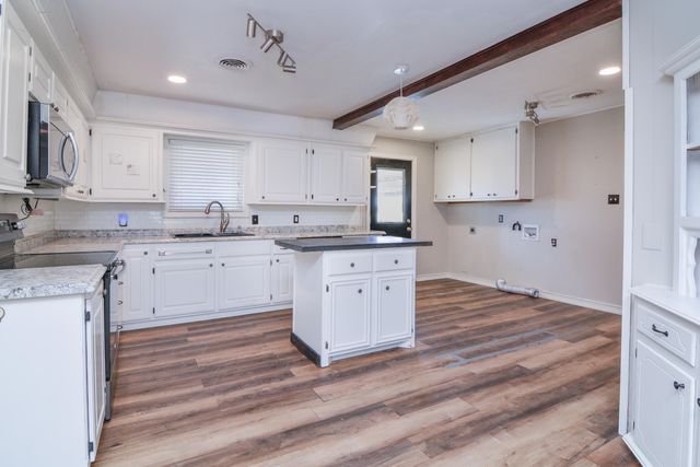 2511 FM 211, Wilson, TX 79381