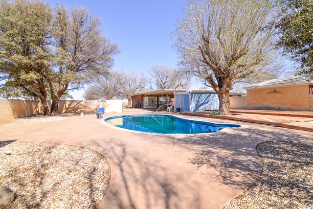 2511 FM 211, Wilson, TX 79381